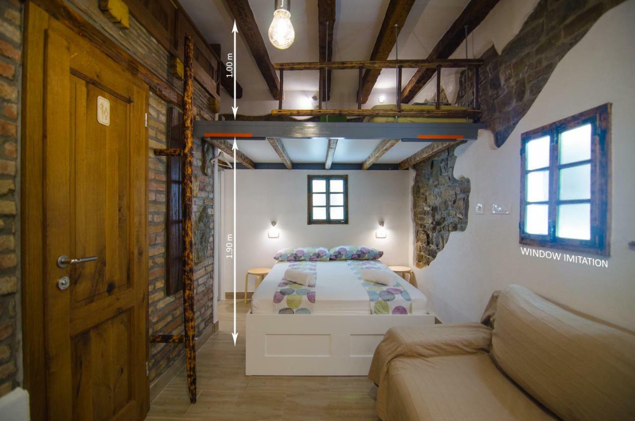 Traditional * Piran